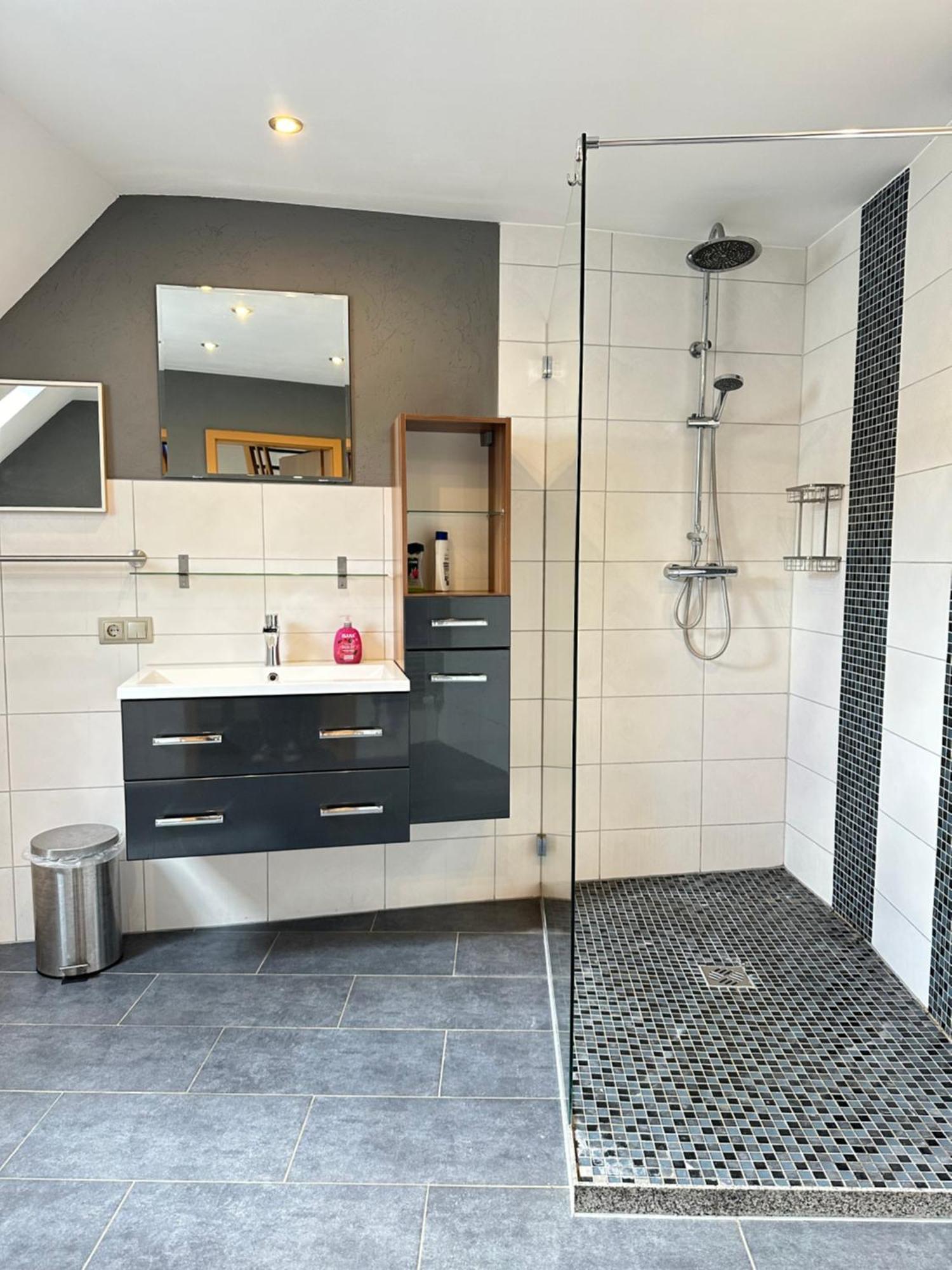 Vintage Apartment *